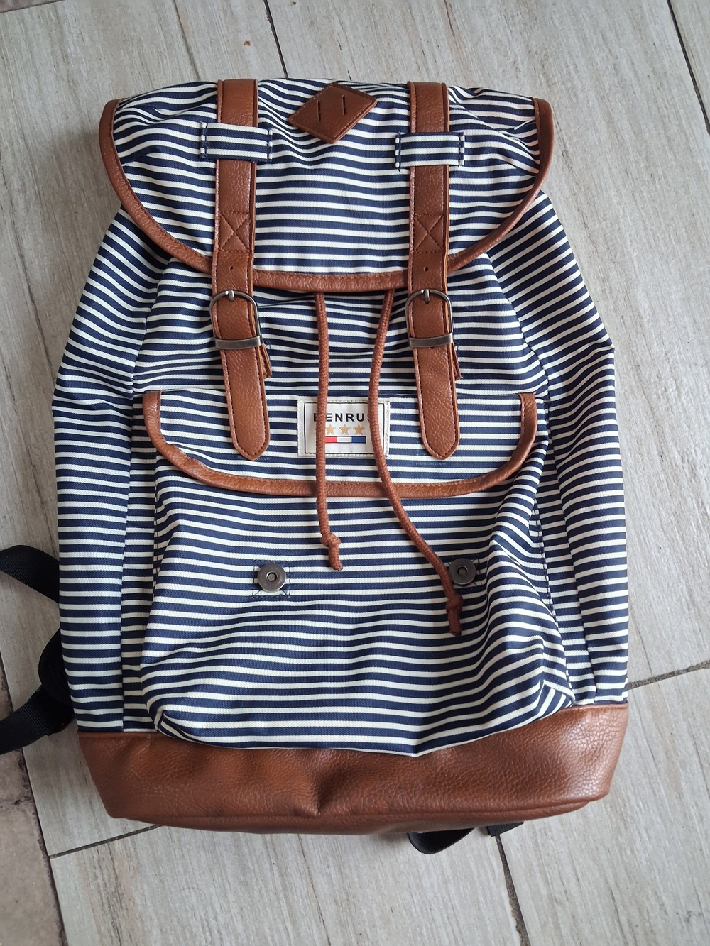 Benrus & White Striped Men’s Backpack with Brown Accents